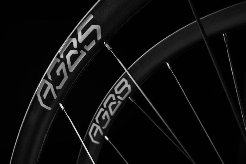 Juego de Ruedas Carbono ENVE Foundation Gravel AG28 650b (2023)