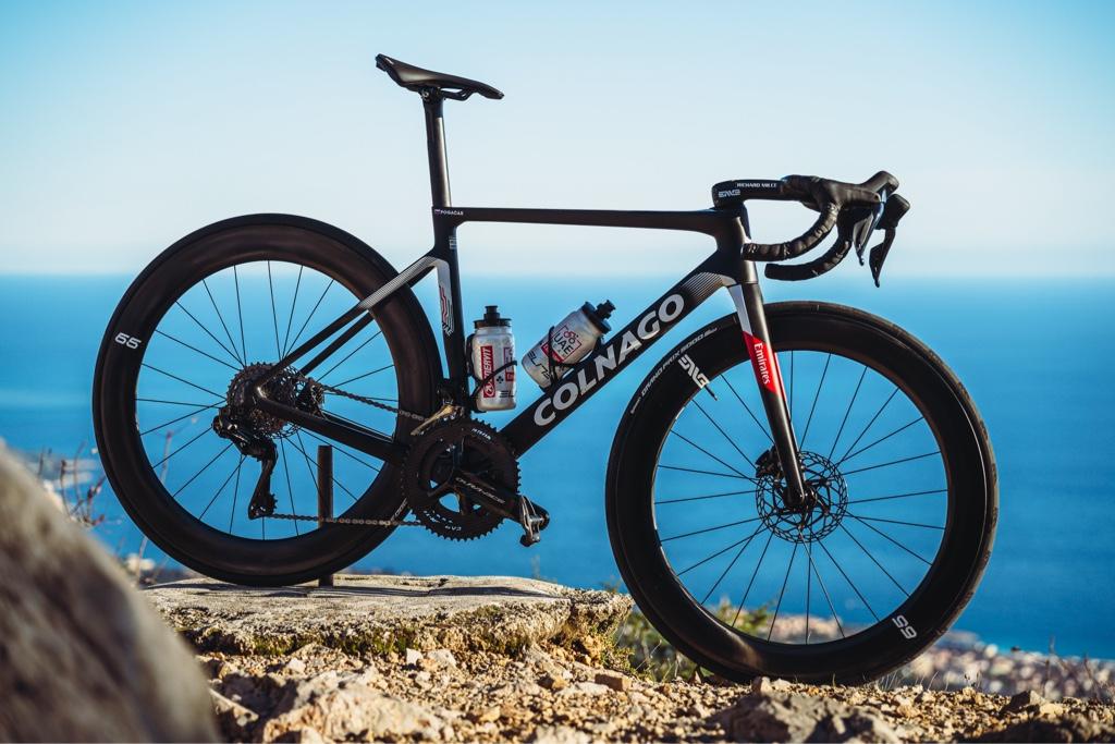 COLNAGO V4RS UAE EMIRATES UCI 2024 ENVE - MADRID
