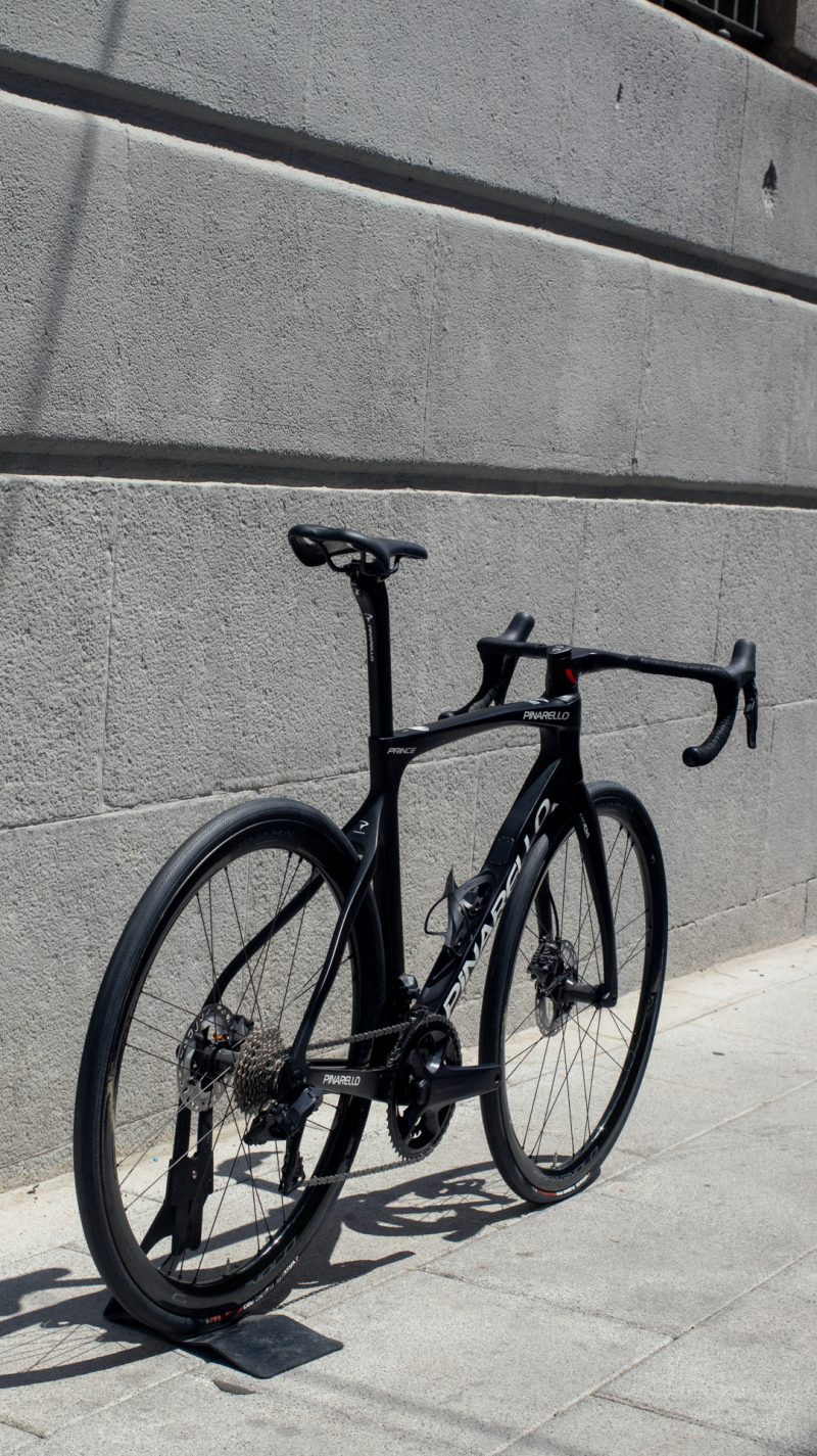Bicicleta Pinarello Prince F Shimano Ultegra DI2