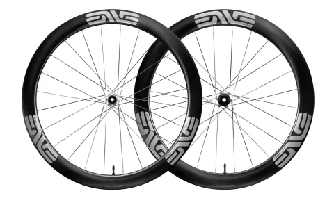ENVE-SES_Pro_45_Tadej_front_rear_side_cc5731d9-aa1d-4af0-af20-77ced8aa2992SILVER.jpg